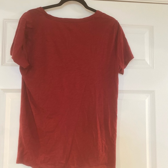 Madewell Tissue Weight Vneck Pocket Tee - Picture 2 of 4